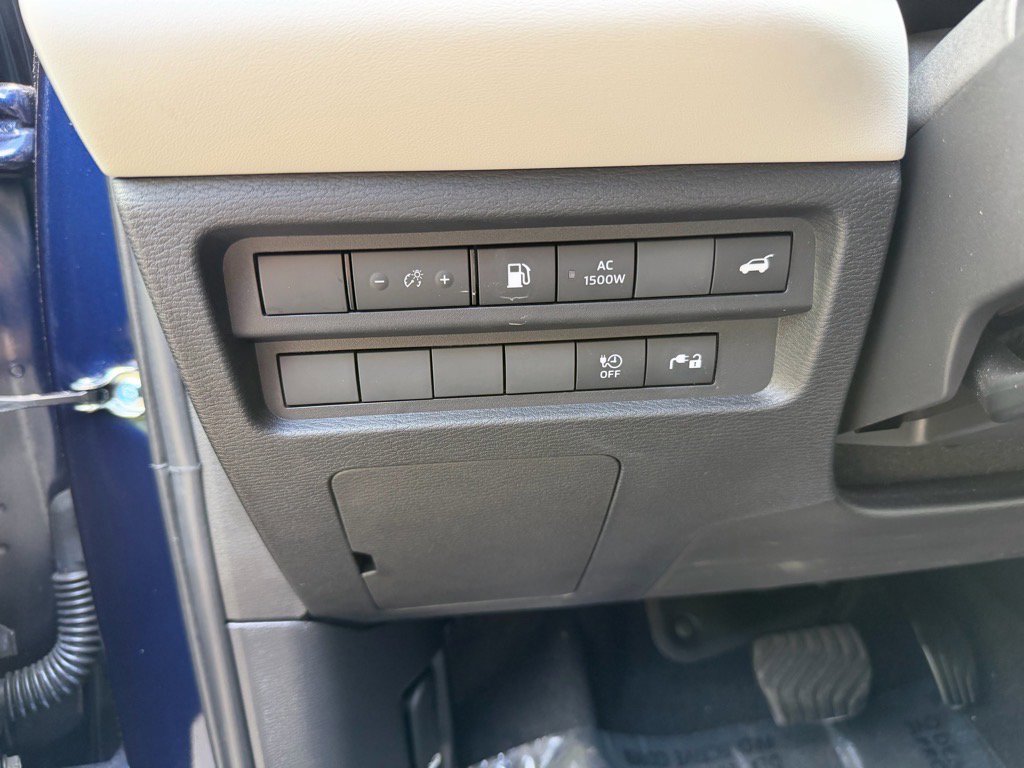 Used 2023 Mitsubishi Outlander SEL AWD/4WD image 26