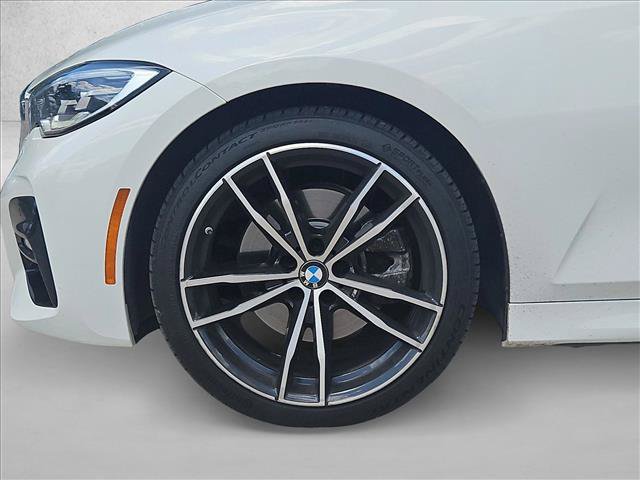 Used 2022 BMW 330i Sedan w/ M Sport Package RWD image 19