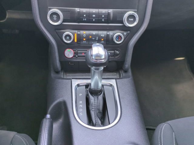 Used 2020 Ford Mustang GT w/ Black Accent Package RWD image 21