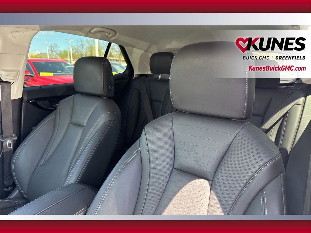 Used 2024 Buick Envision Preferred AWD/4WD image 14