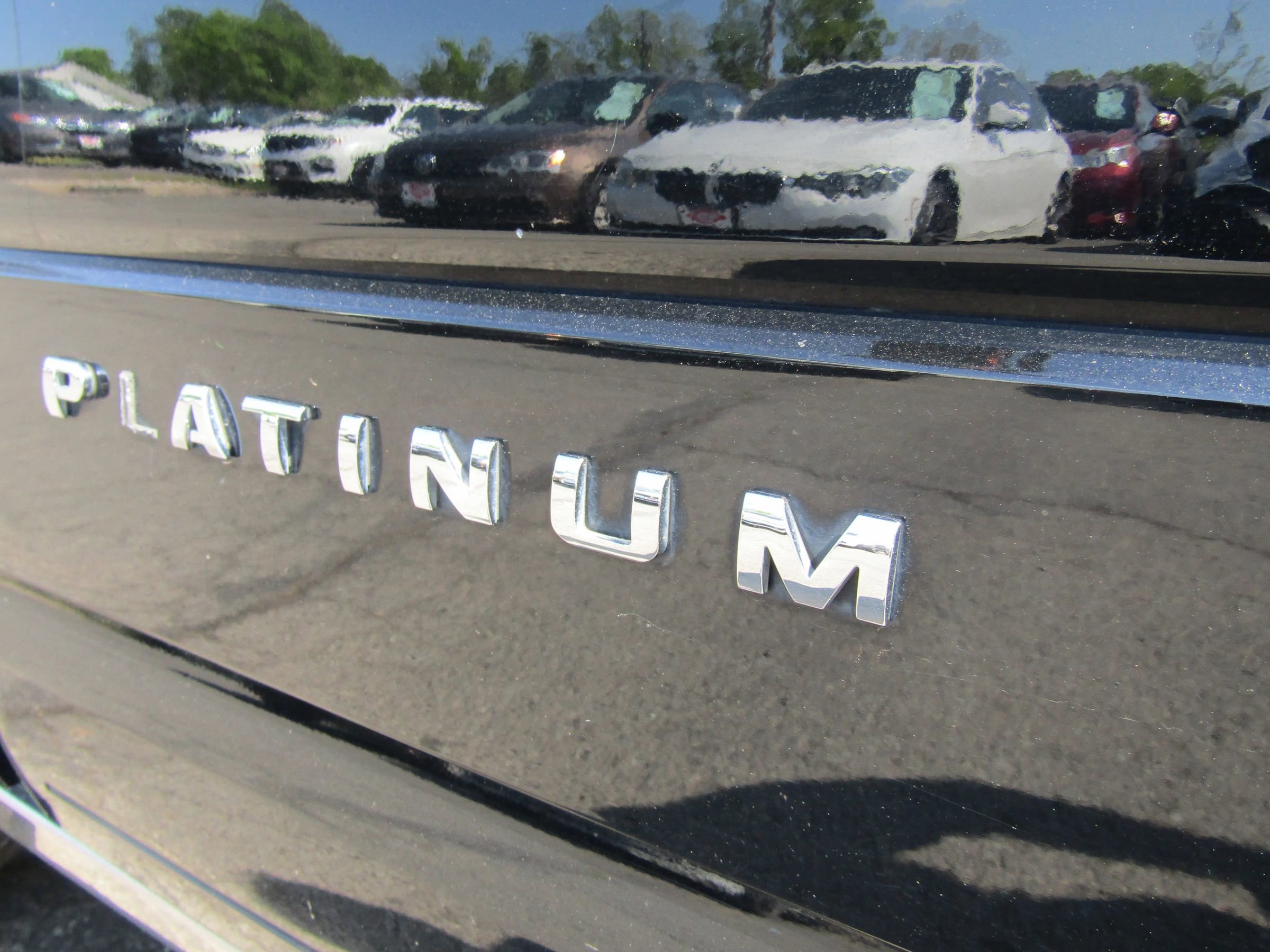 Used 2016 Ford Expedition Platinum AWD/4WD image 13