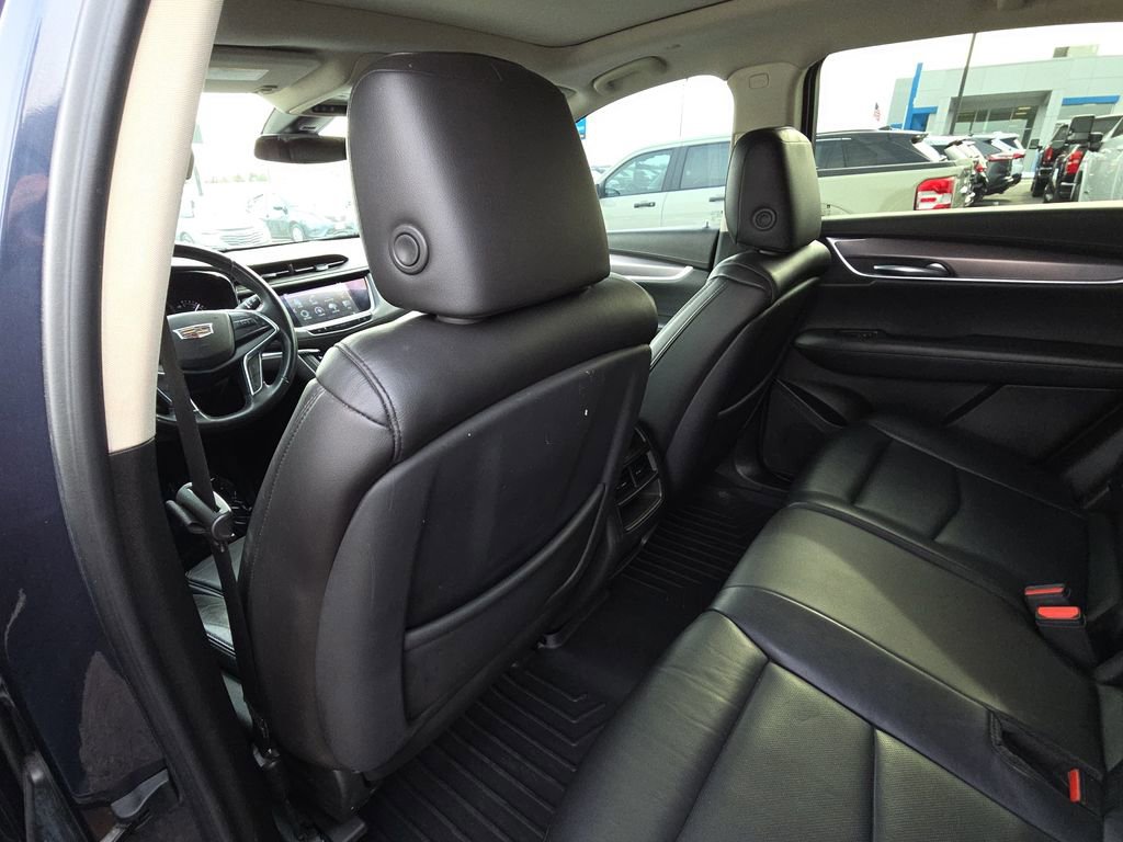 Used 2018 Cadillac XT5 Luxury w/ Driver Awareness Package image 28