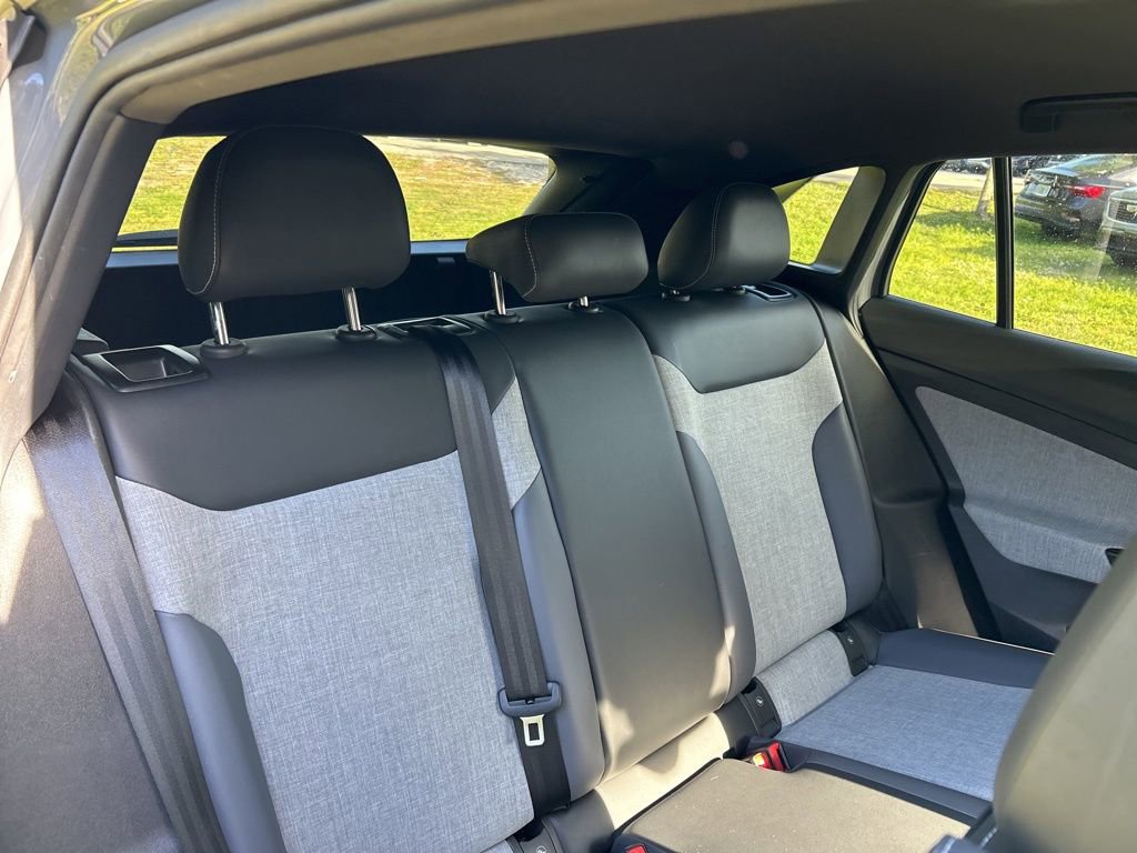 Certified 2025 Volkswagen ID.4 Pro image 40
