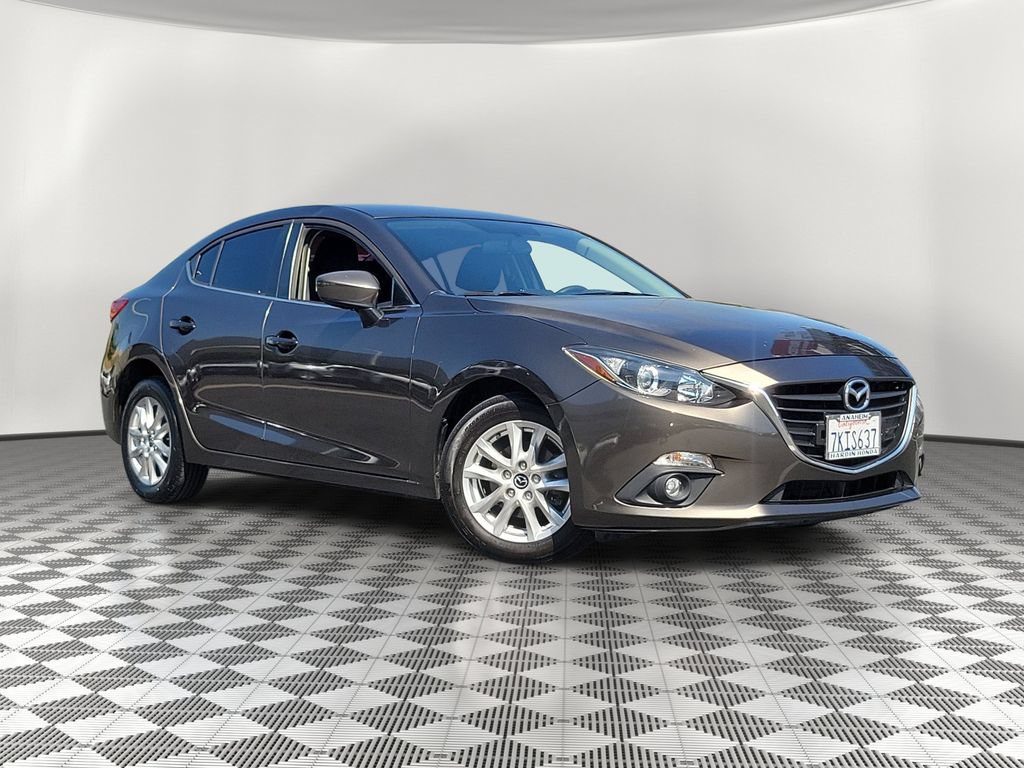Used 2015 MAZDA MAZDA3 i Touring FWD image 2