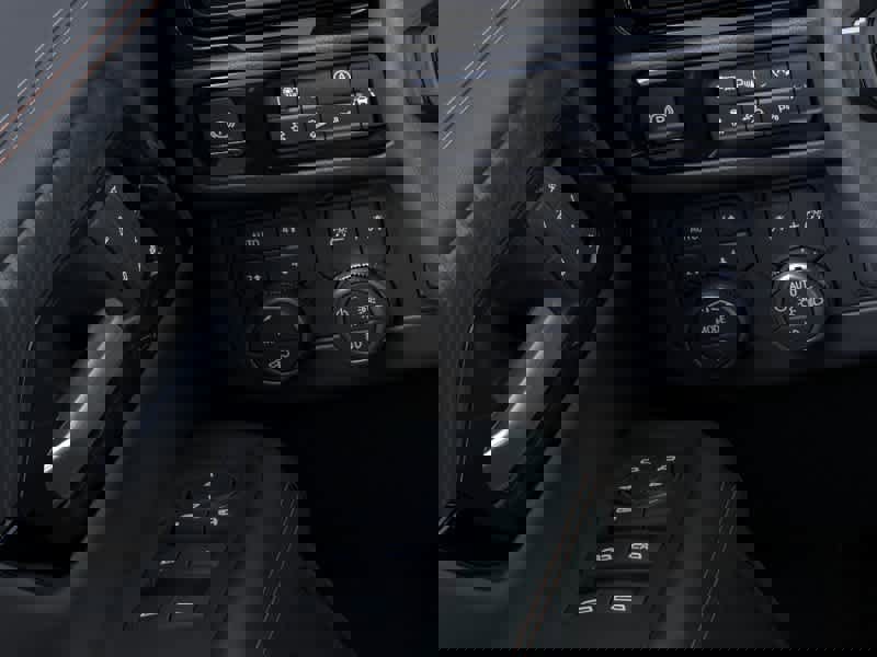 New 2026 GMC Yukon XL AT4 image 22