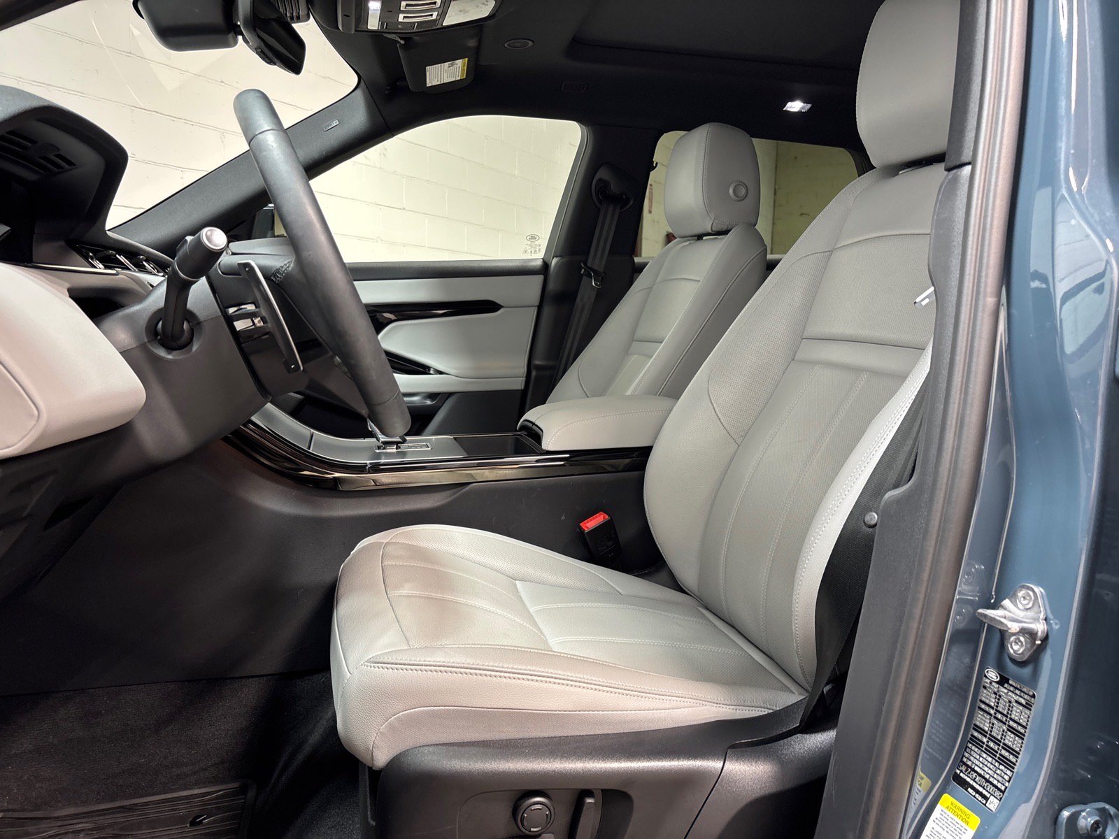 New 2026 Land Rover Range Rover Evoque S AWD/4WD image 23