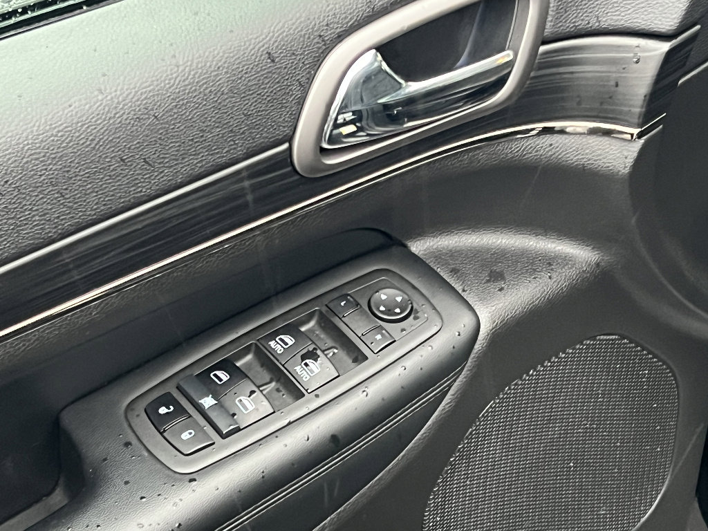 Used 2021 Jeep Grand Cherokee Limited X image 15