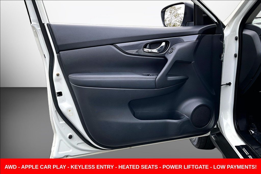 Used 2019 Nissan Rogue SV AWD/4WD image 23