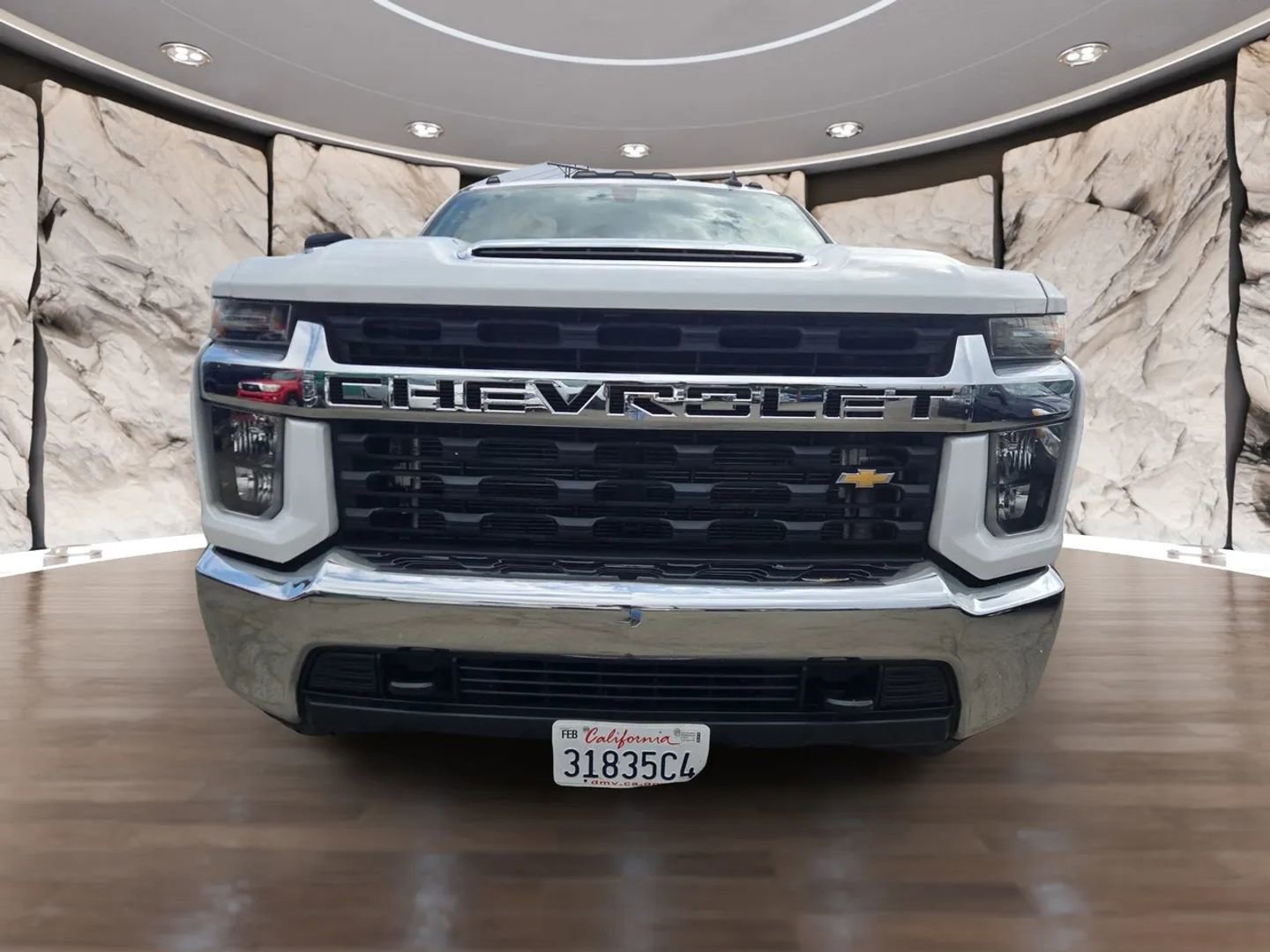 Used 2023 Chevrolet Silverado 3500 LT image 2