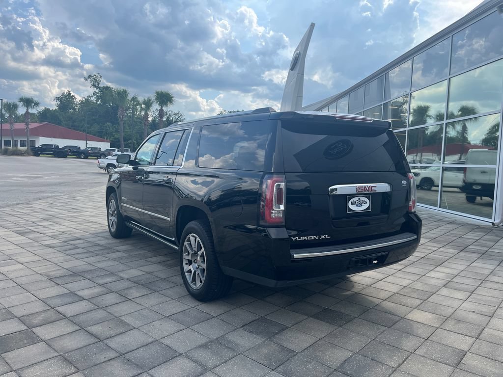 Used 2016 GMC Yukon XL Denali w/ Open Road Package AWD/4WD image 4
