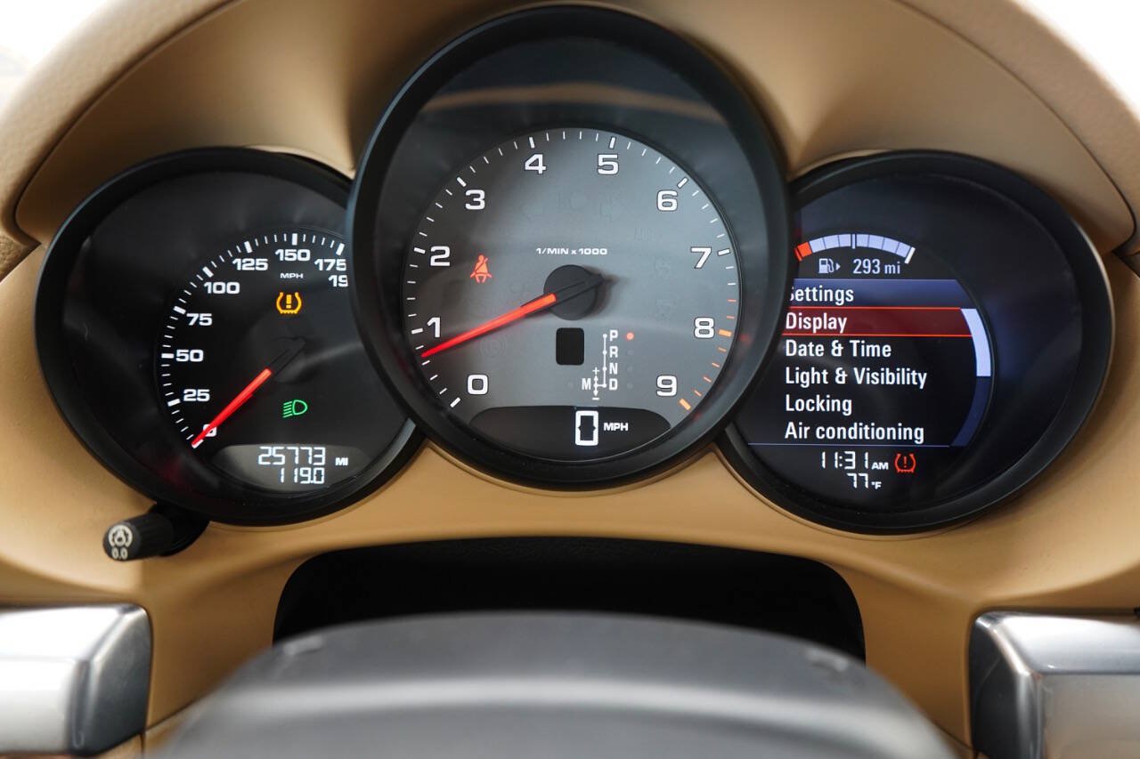 Used 2015 Porsche Boxster S RWD image 93