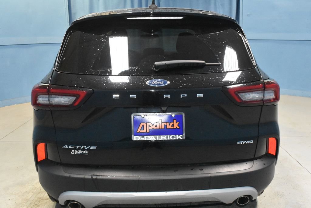 Used 2025 Ford Escape Active AWD/4WD image 25