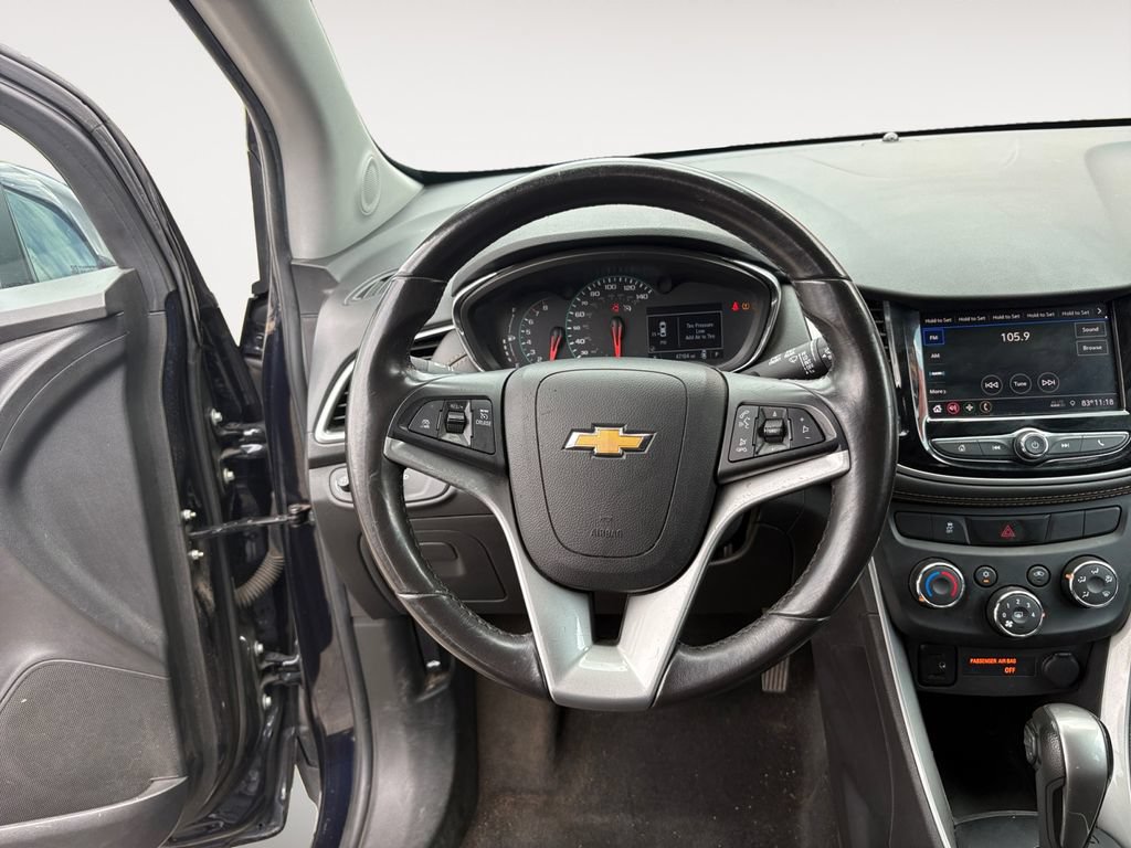 Used 2022 Chevrolet Trax LT w/ Driver Confidence Package AWD/4WD image 12