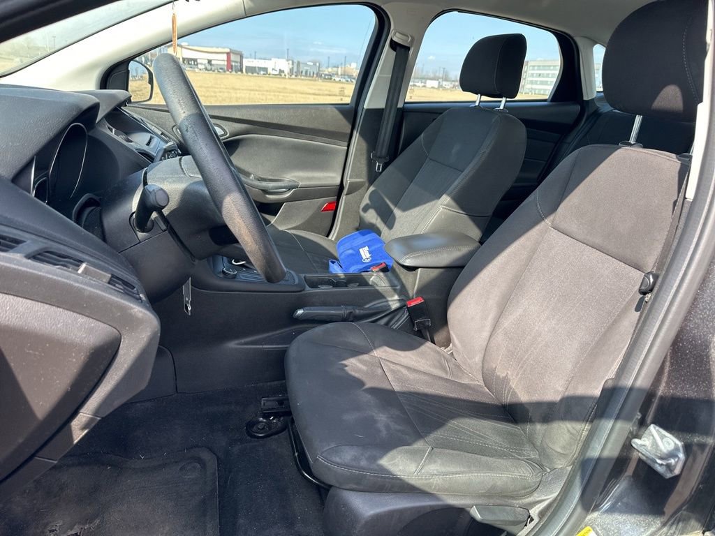 Used 2016 Ford Focus SE w/ Reverse Sensing Package image 14