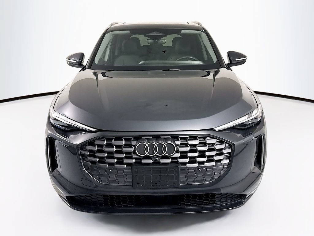 Certified 2025 Audi Q5 Premium w/ Convenience Package AWD/4WD image 2