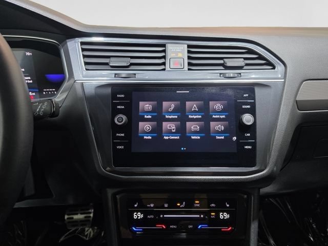 Certified 2023 Volkswagen Tiguan SE AWD/4WD image 20