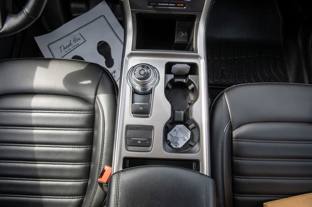 Used 2023 Ford Edge SEL AWD/4WD image 19