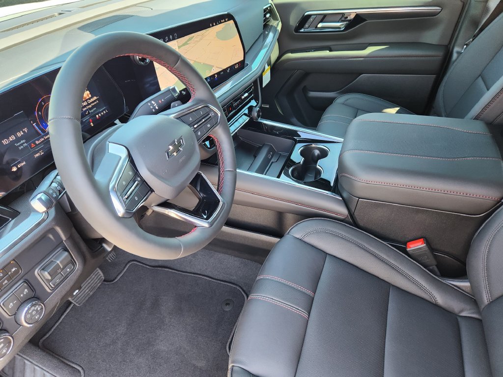 New 2026 Chevrolet Suburban RST w/ RST Capability Package AWD/4WD image 8
