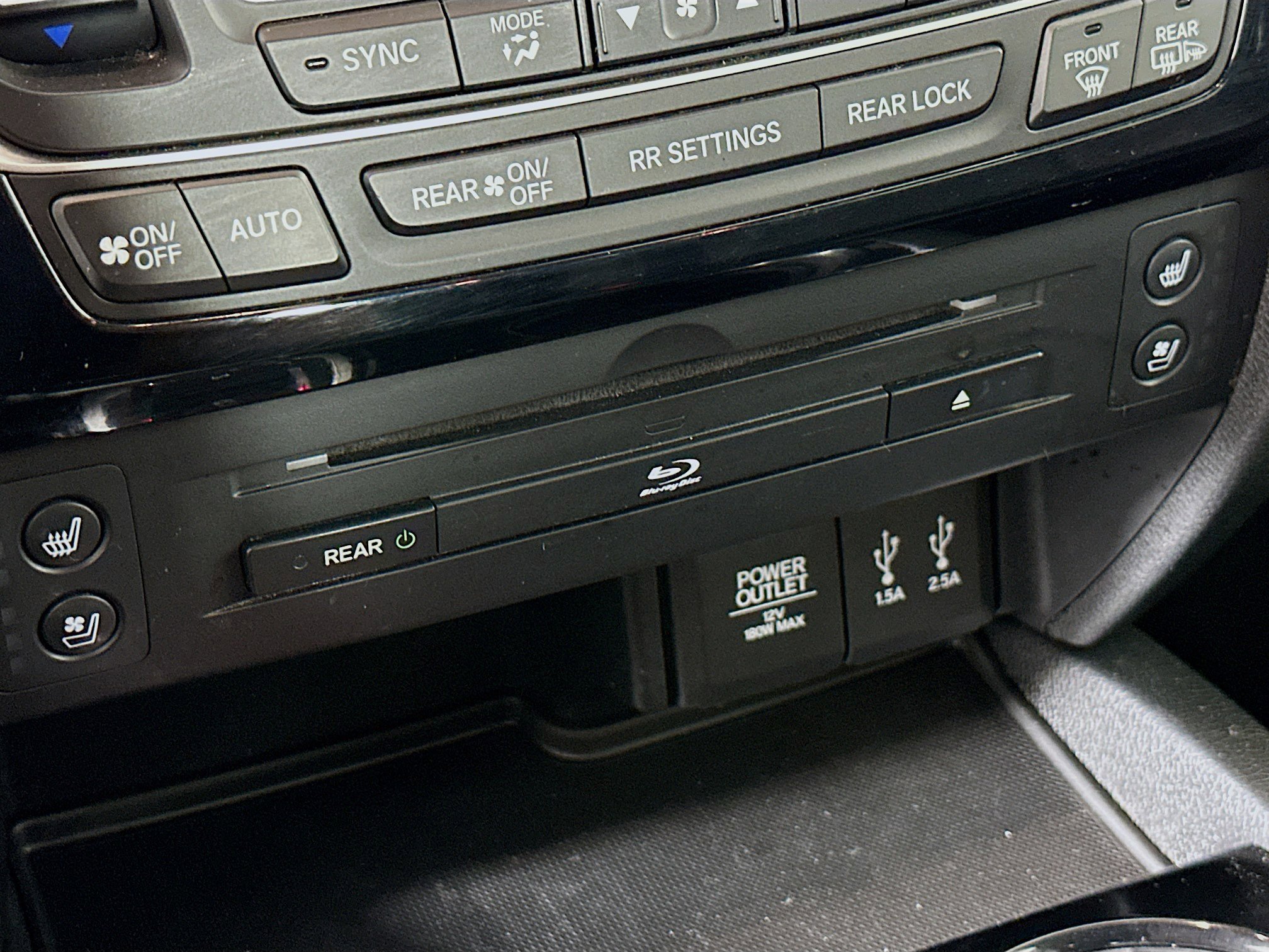 Used 2016 Honda Pilot Elite image 26