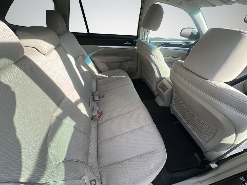 Used 2012 Subaru Outback 2.5i Premium w/ All-Weather Pkg image 17