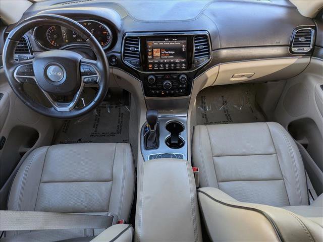 Used 2020 Jeep Grand Cherokee Overland AWD/4WD image 19