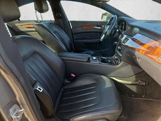 Used 2014 Mercedes-Benz CLS 550 w/ Premium 1 Package image 20