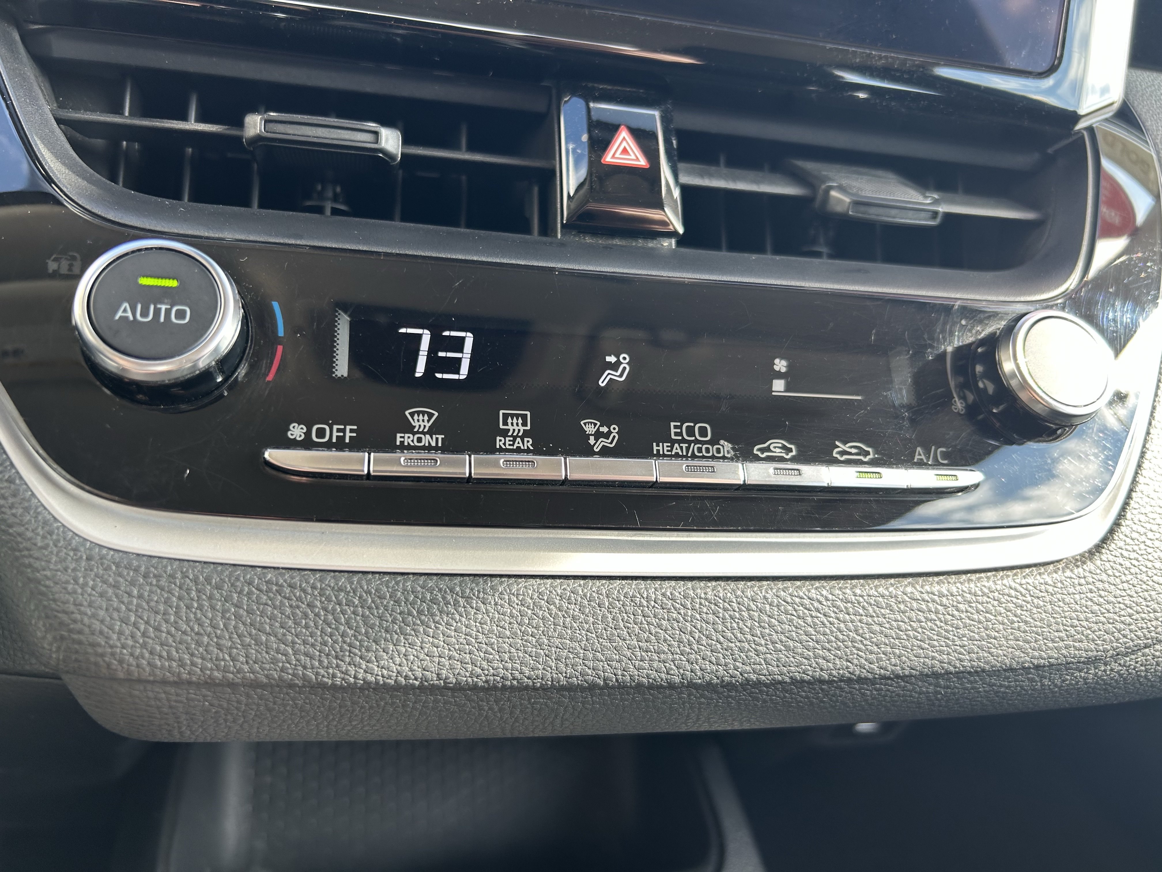 Certified 2023 Toyota Corolla LE FWD image 28