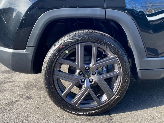 New 2026 Jeep Compass Latitude AWD/4WD image 16