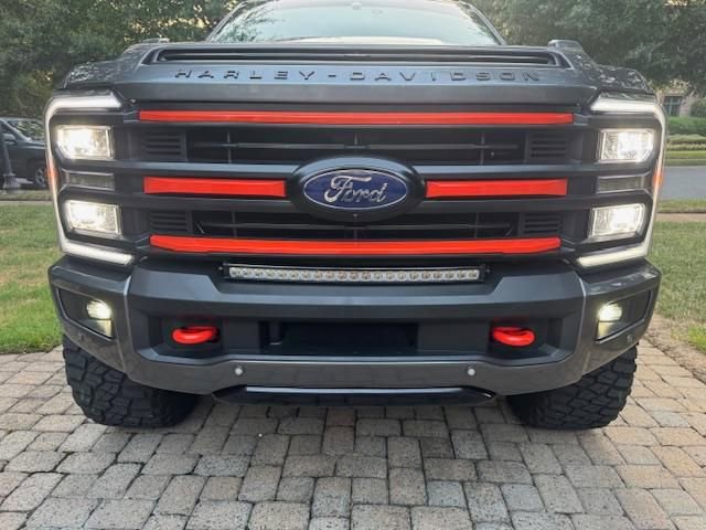 Used 2023 Ford F250 Lariat w/ Lariat Ultimate Package image 3