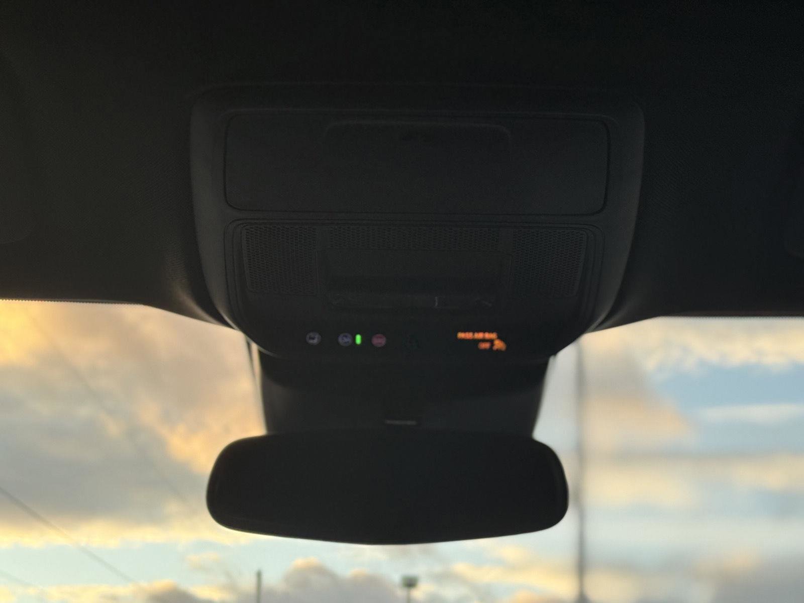 Certified 2025 Buick Enclave Preferred w/ Power Package image 26