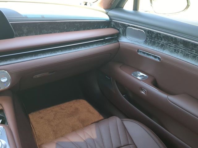 Used 2025 Genesis G90 3.5T AWD/4WD image 15