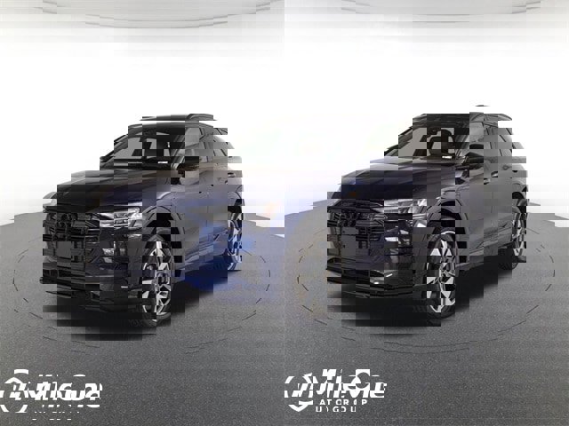 Certified 2022 Audi e-tron Premium image 1