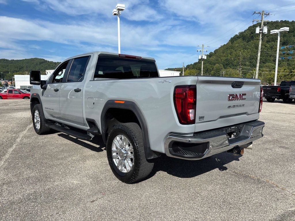 Used 2025 GMC Sierra 2500 Pro w/ 1SA Pro Safety Plus Package AWD/4WD image 3