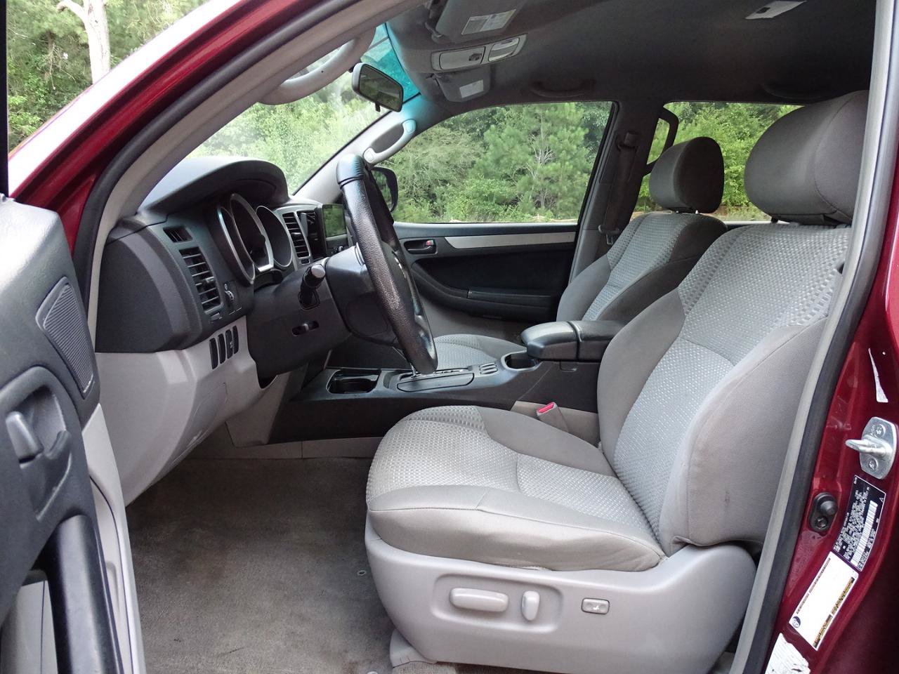 Used 2006 Toyota 4Runner SR5 RWD image 17