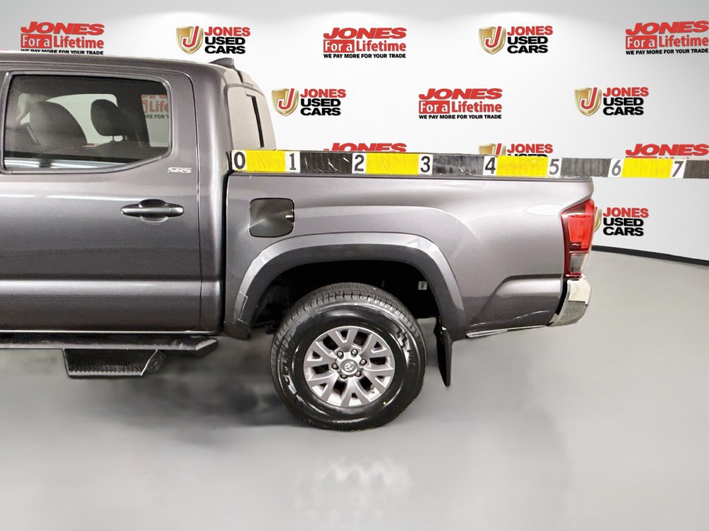 Used 2019 Toyota Tacoma SR5 RWD image 27