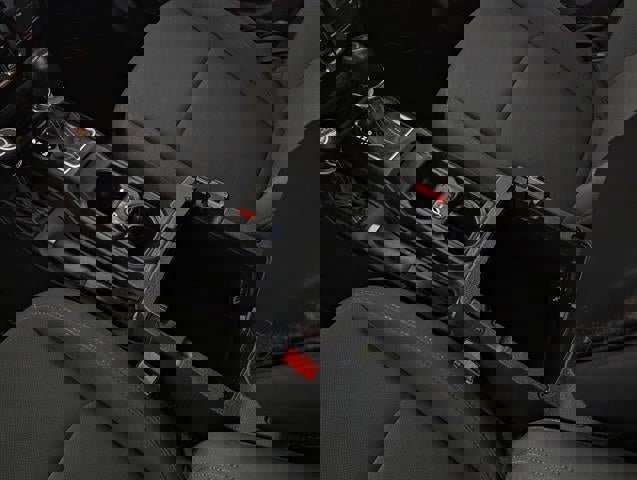 Used 2021 Jeep Wrangler Unlimited Sahara image 34