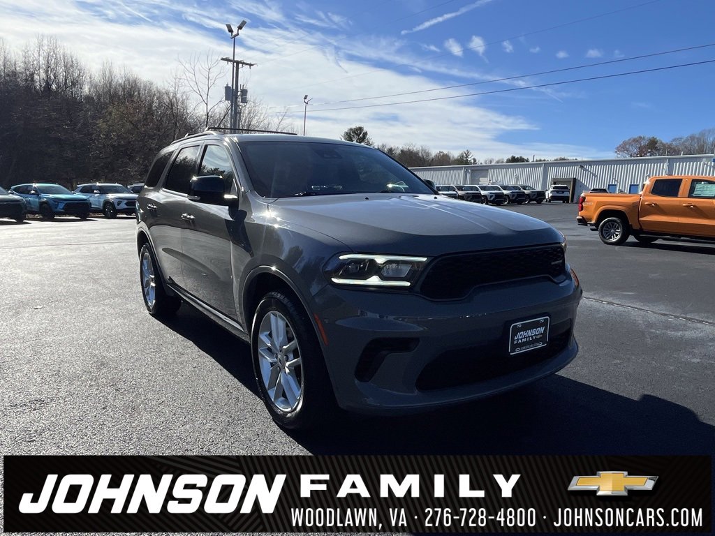 Used 2024 Dodge Durango GT image 1