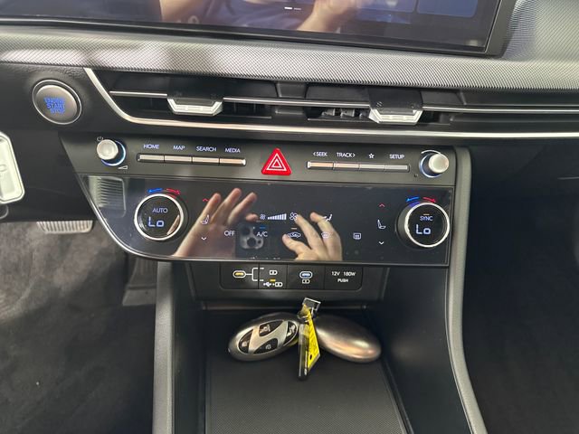 Used 2024 Hyundai Sonata SEL AWD/4WD image 23