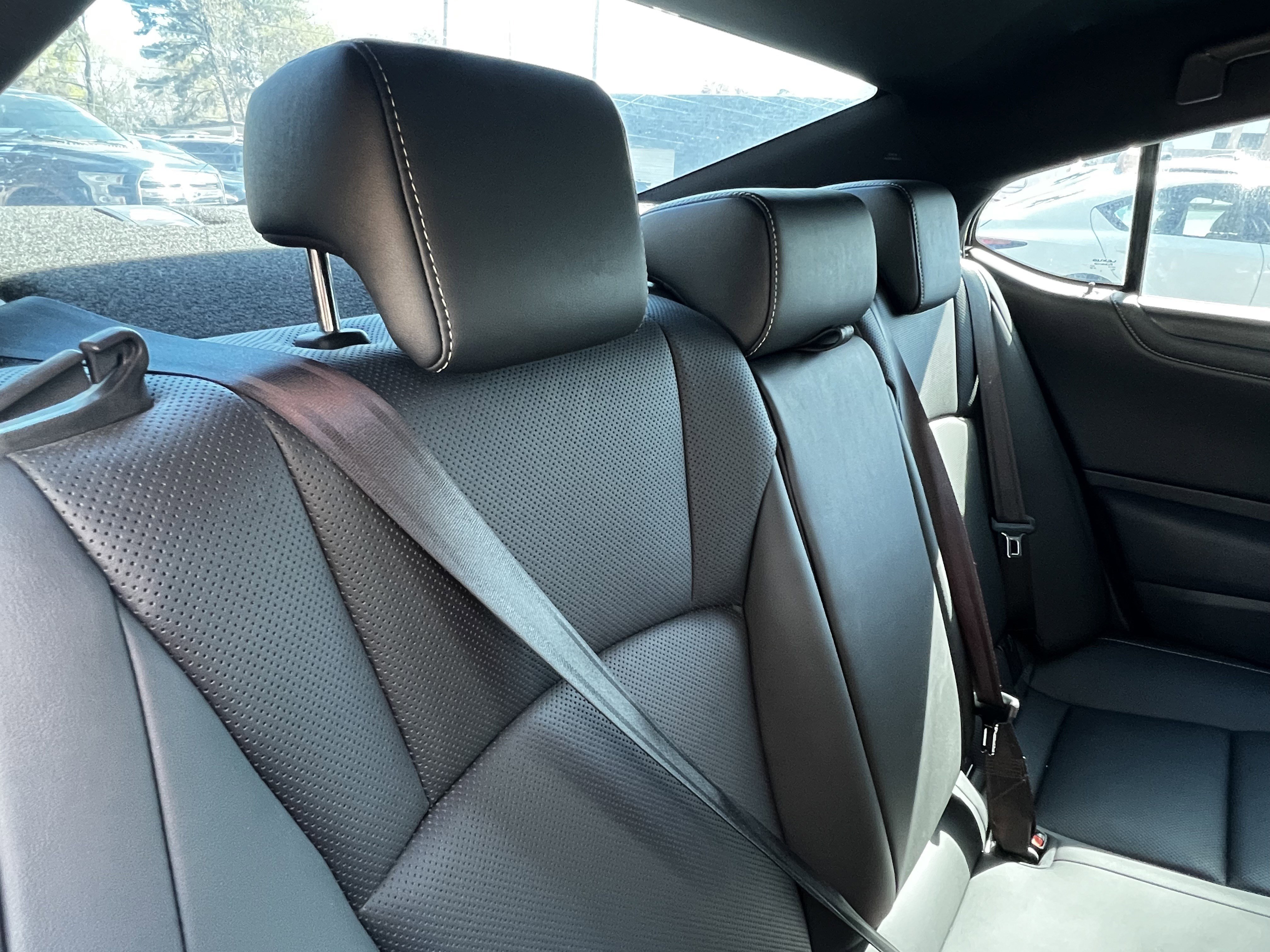 Used 2019 Lexus ES 350 F Sport w/ Accessory Package 2 image 40