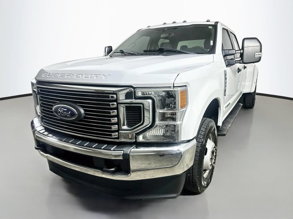 Used 2022 Ford F350 XLT AWD/4WD image 3