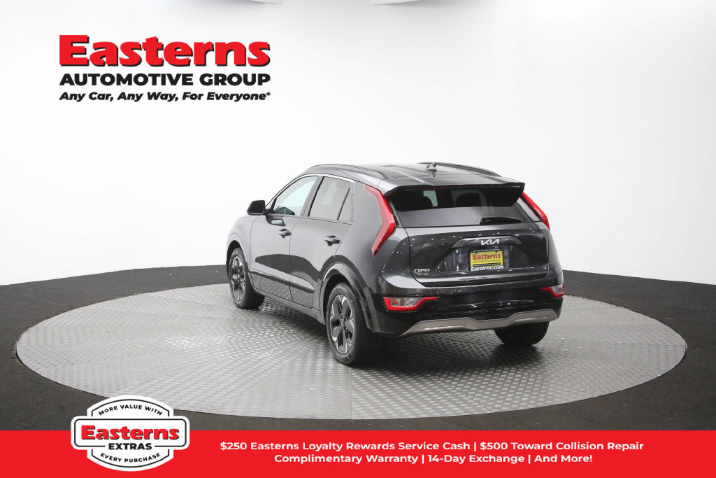 Used 2023 Kia Niro Wind FWD image 64