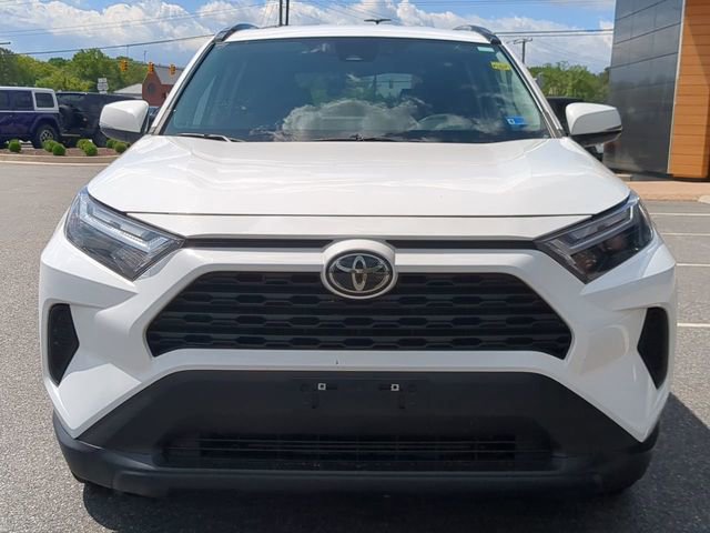 Used 2022 Toyota RAV4 XLE AWD/4WD image 8