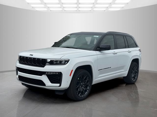 New 2026 Jeep Grand Cherokee Summit AWD/4WD image 3