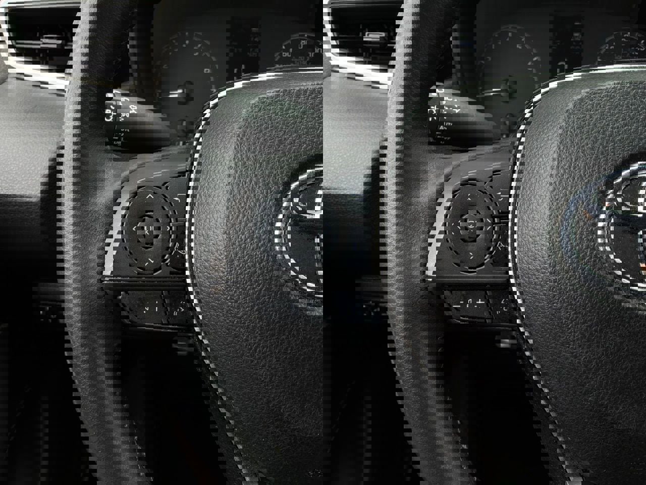 Used 2024 Toyota Corolla SE image 31