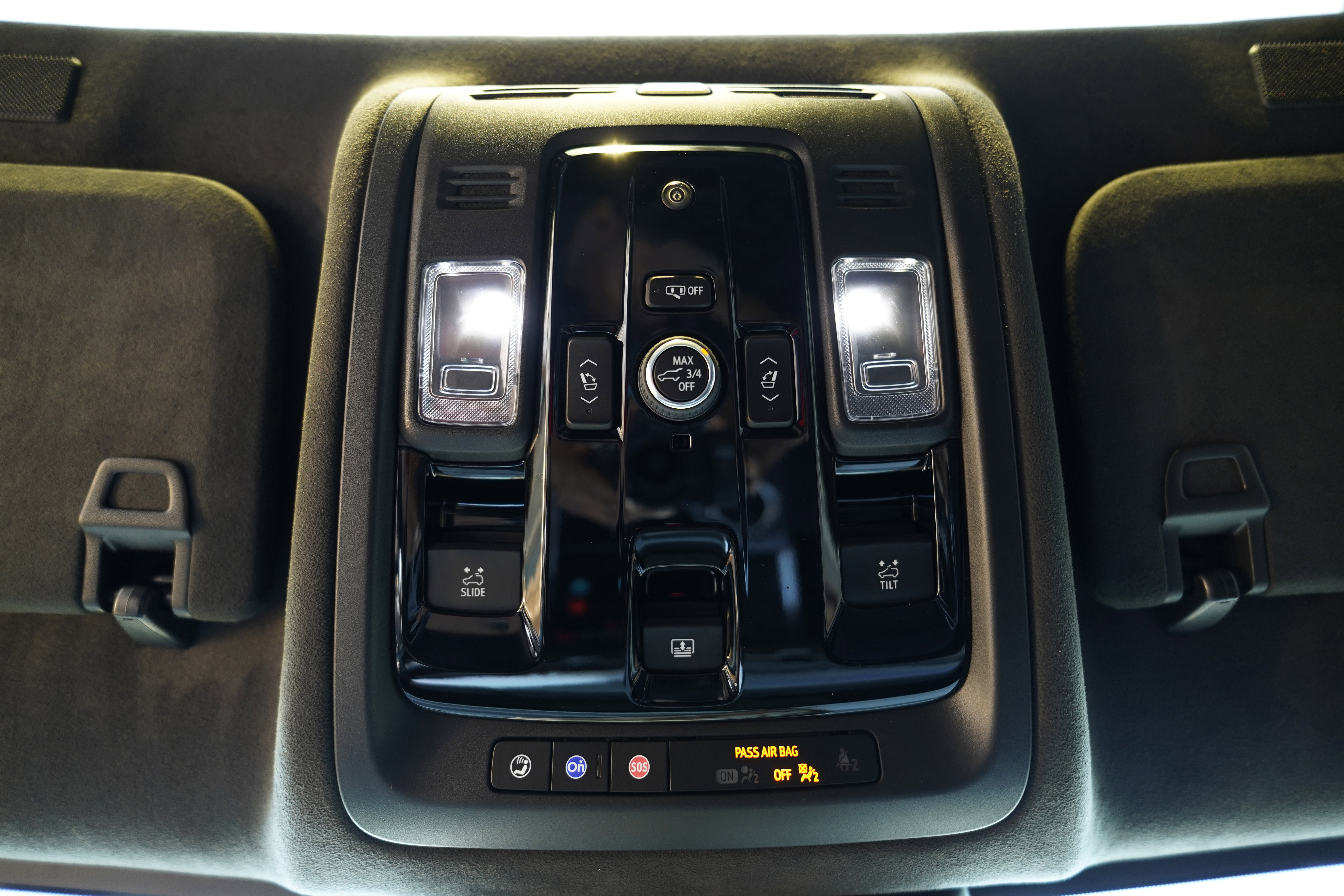 Used 2025 Cadillac Escalade V w/ LPO, Floor Liner Package image 31