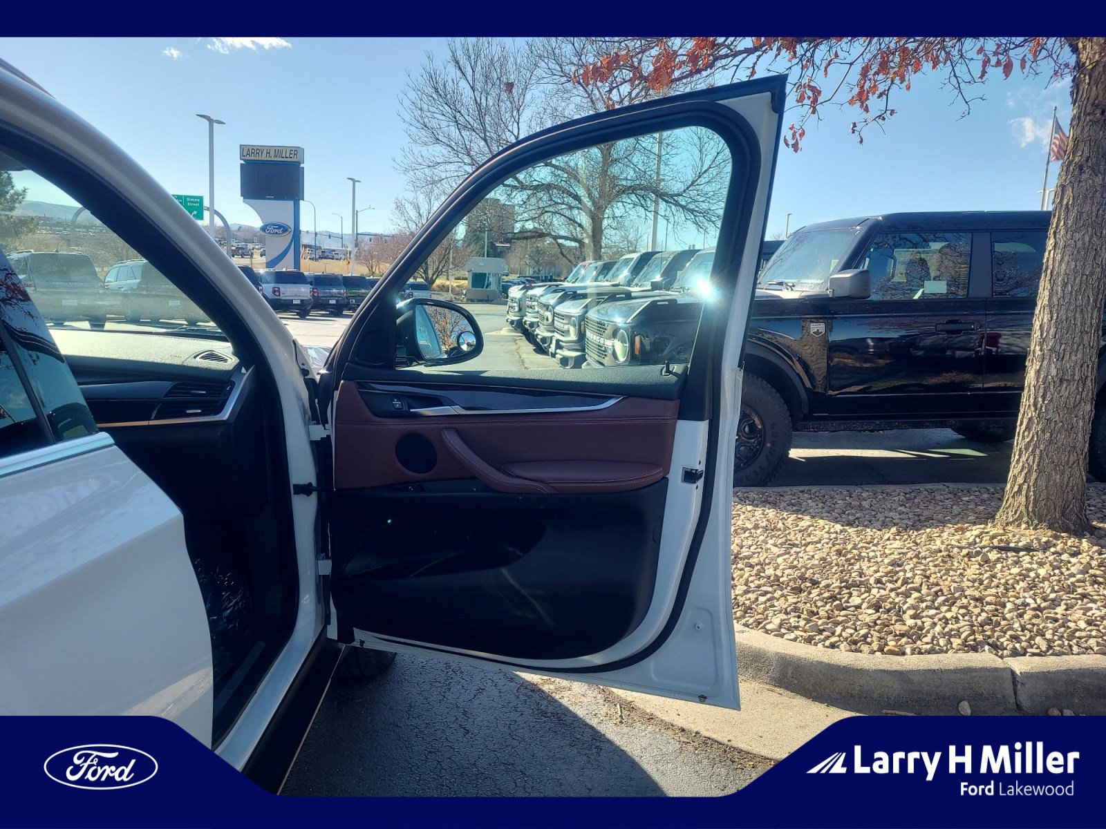 Used 2017 BMW X5 xDrive40e image 16