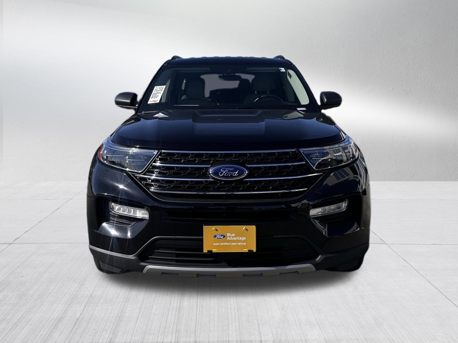 Certified 2023 Ford Explorer XLT w/ Equipment Group 202A AWD/4WD image 2