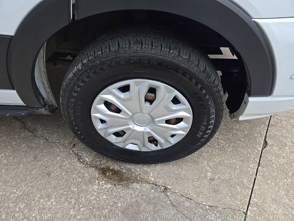 Used 2023 Ford Transit 350 XLT RWD image 22