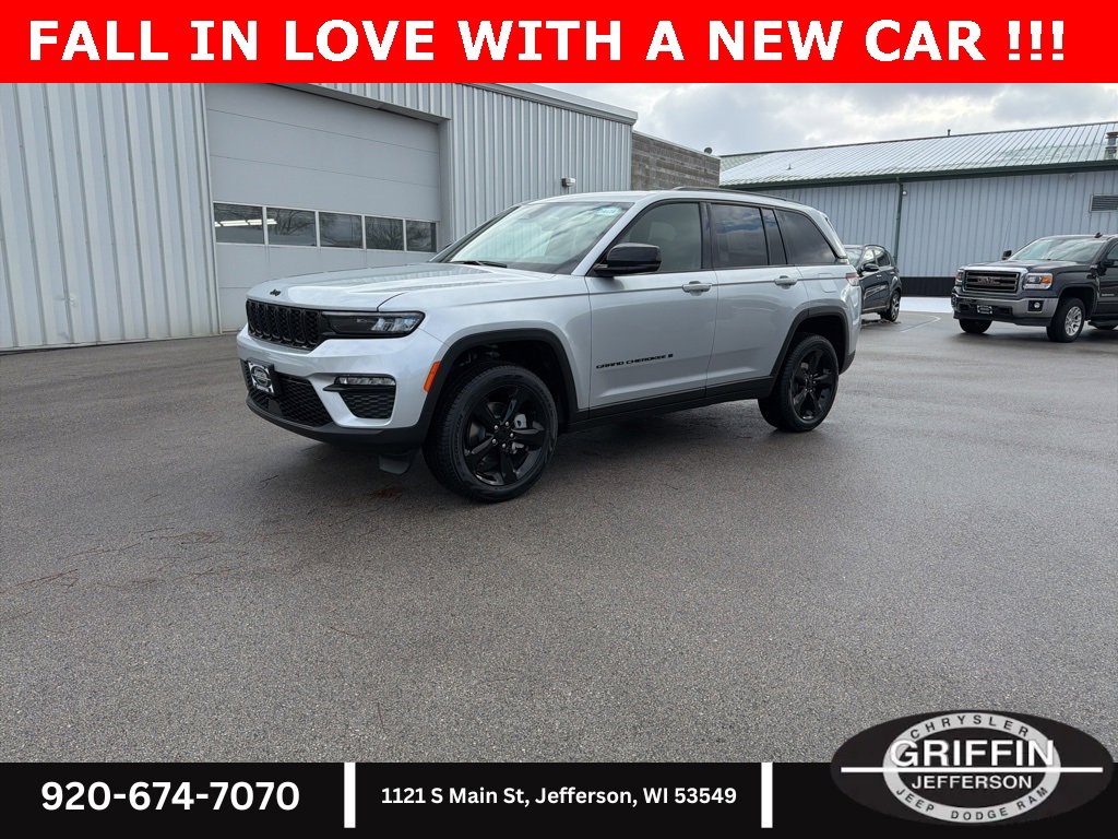 New 2025 Jeep Grand Cherokee Limited w/ Black Appearance Package
