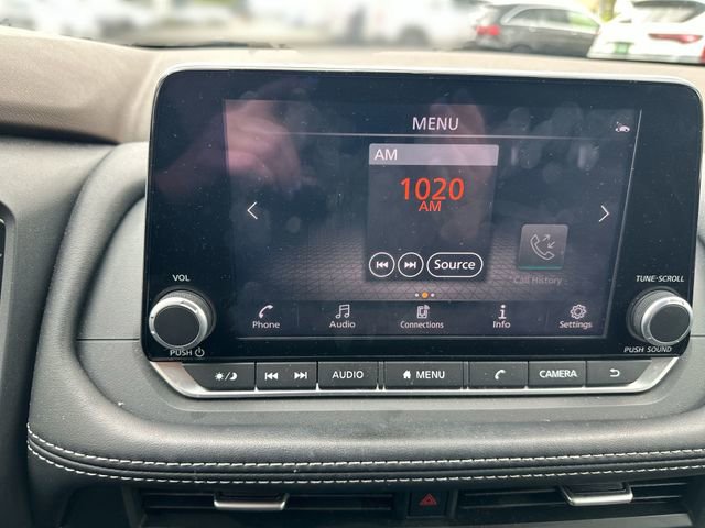 Used 2023 Nissan Rogue SV AWD/4WD image 18